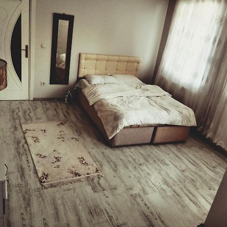 Orman Villa Hotel Is 6 Minutes From The Airport Arnavutkoy Luaran gambar