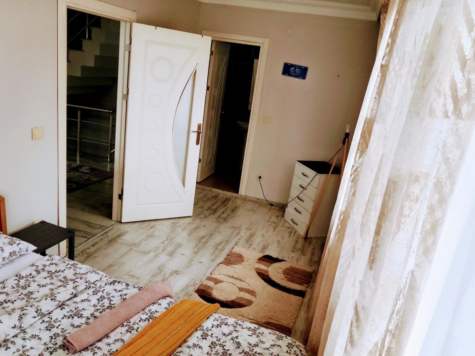 Orman Villa Hotel Is 6 Minutes From The Airport Arnavutkoy Luaran gambar