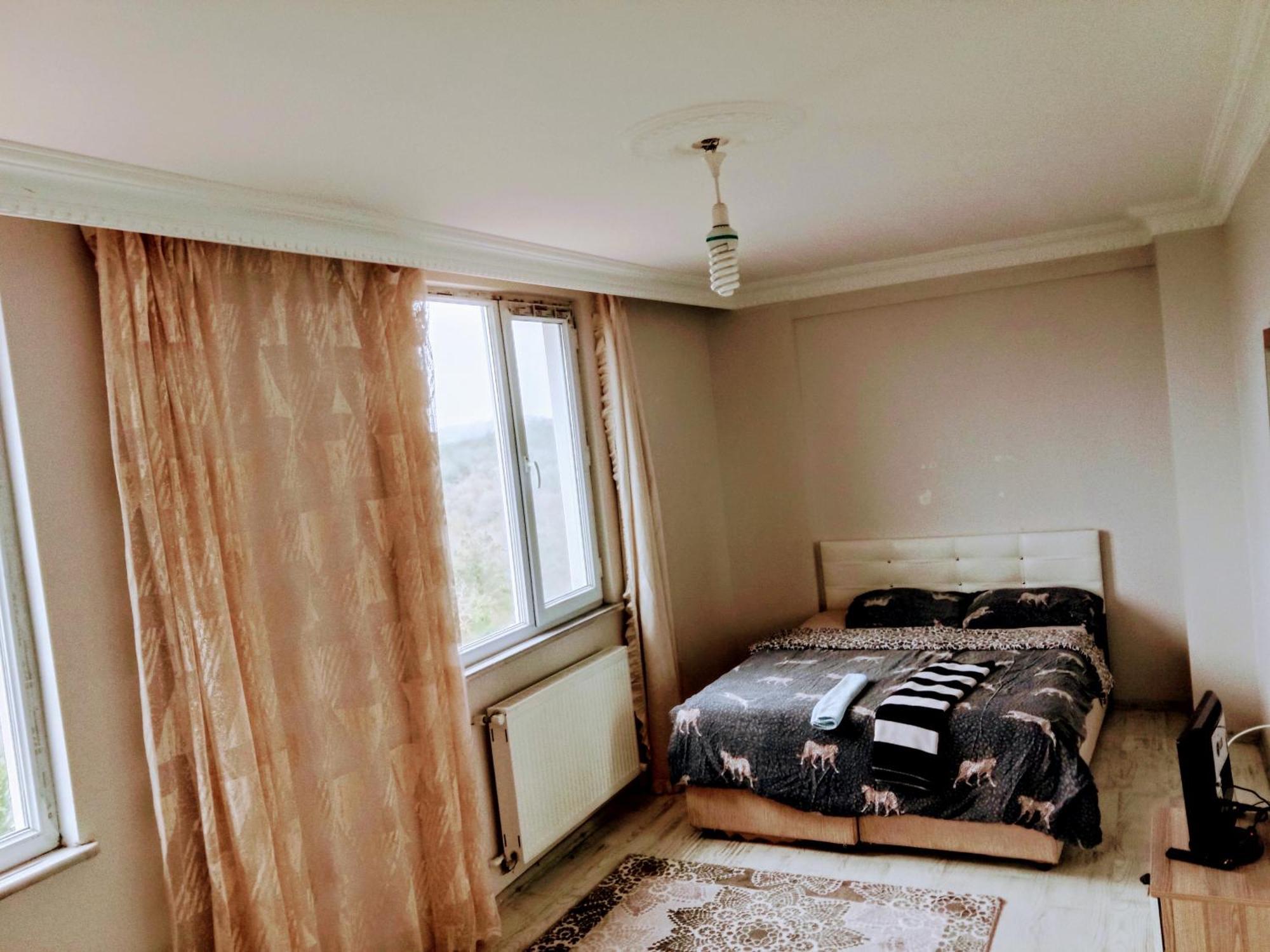 Orman Villa Hotel Is 6 Minutes From The Airport Arnavutkoy Luaran gambar