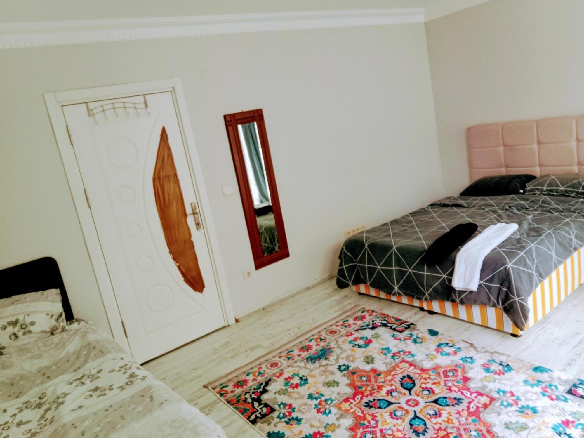 Orman Villa Hotel Is 6 Minutes From The Airport Arnavutkoy Luaran gambar